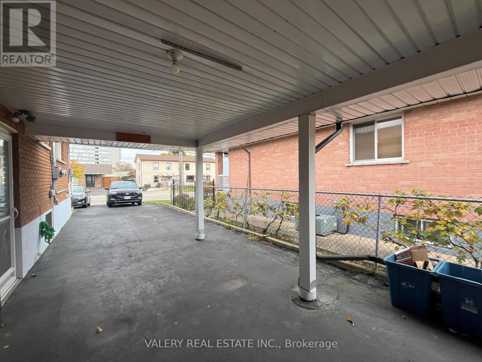 Lower - 207 Mount Albion Road, Hamilton, Ontario  L8K 6K1 - Photo 11 - X13563644