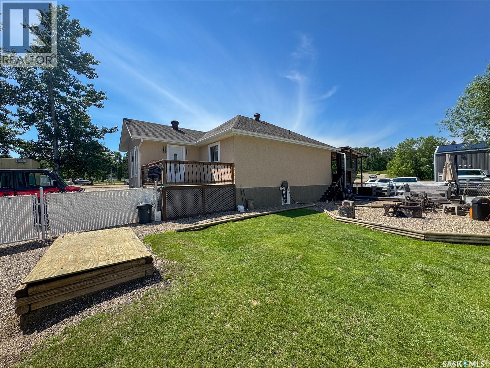 504 Southshore Drive, Emma Lake, Saskatchewan  S0J 0N0 - Photo 11 - SK042537