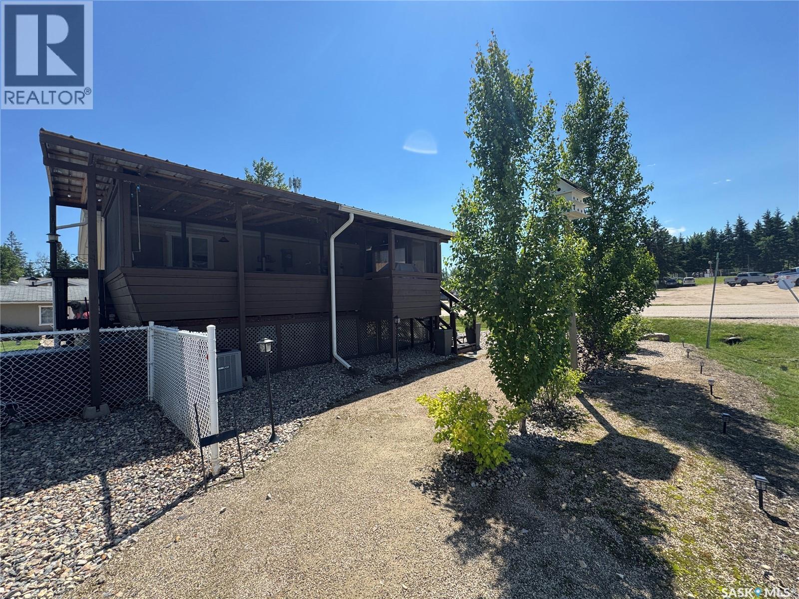 504 Southshore Drive, Emma Lake, Saskatchewan  S0J 0N0 - Photo 3 - SK042537