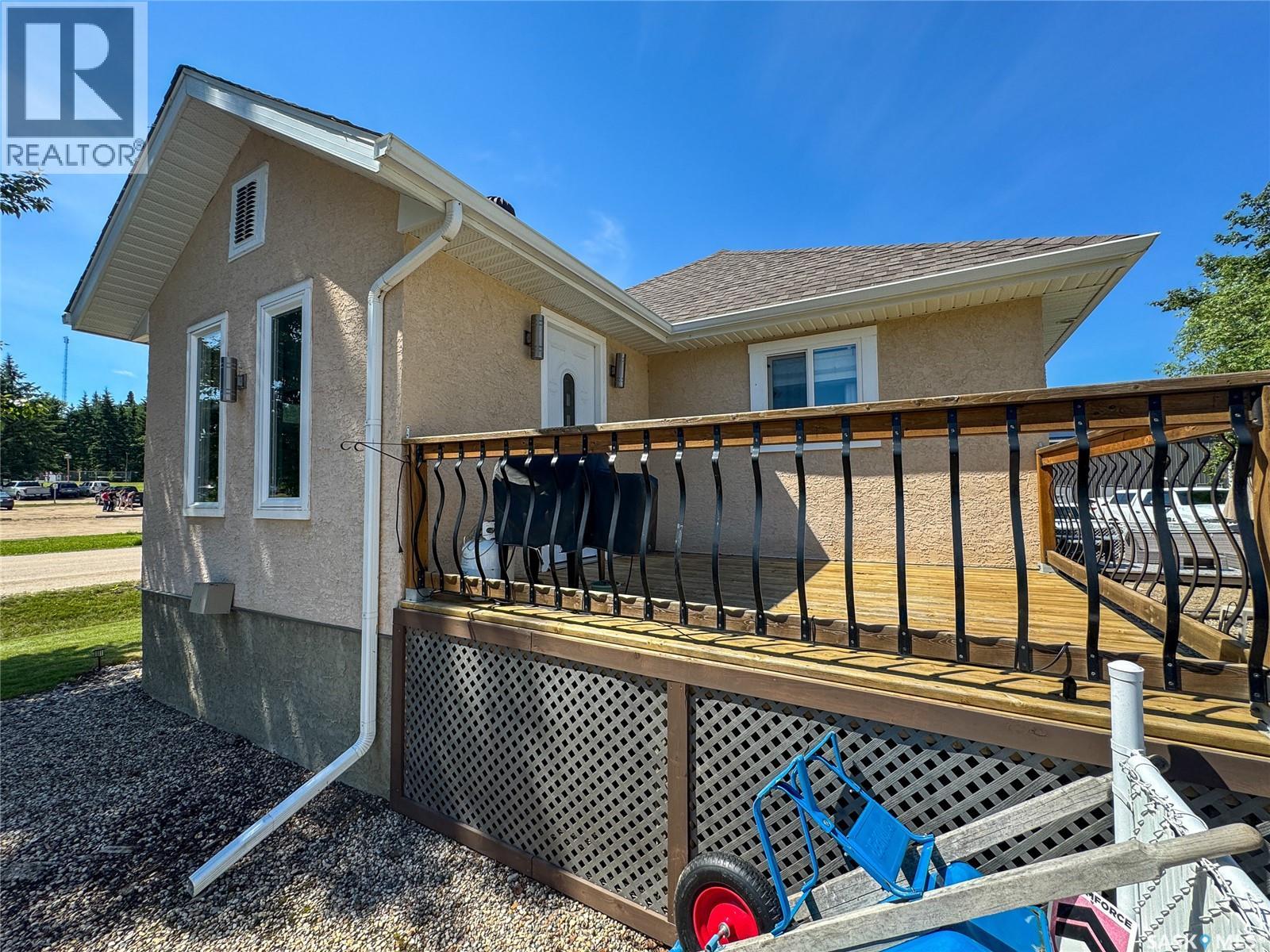 504 Southshore Drive, Emma Lake, Saskatchewan  S0J 0N0 - Photo 4 - SK042537