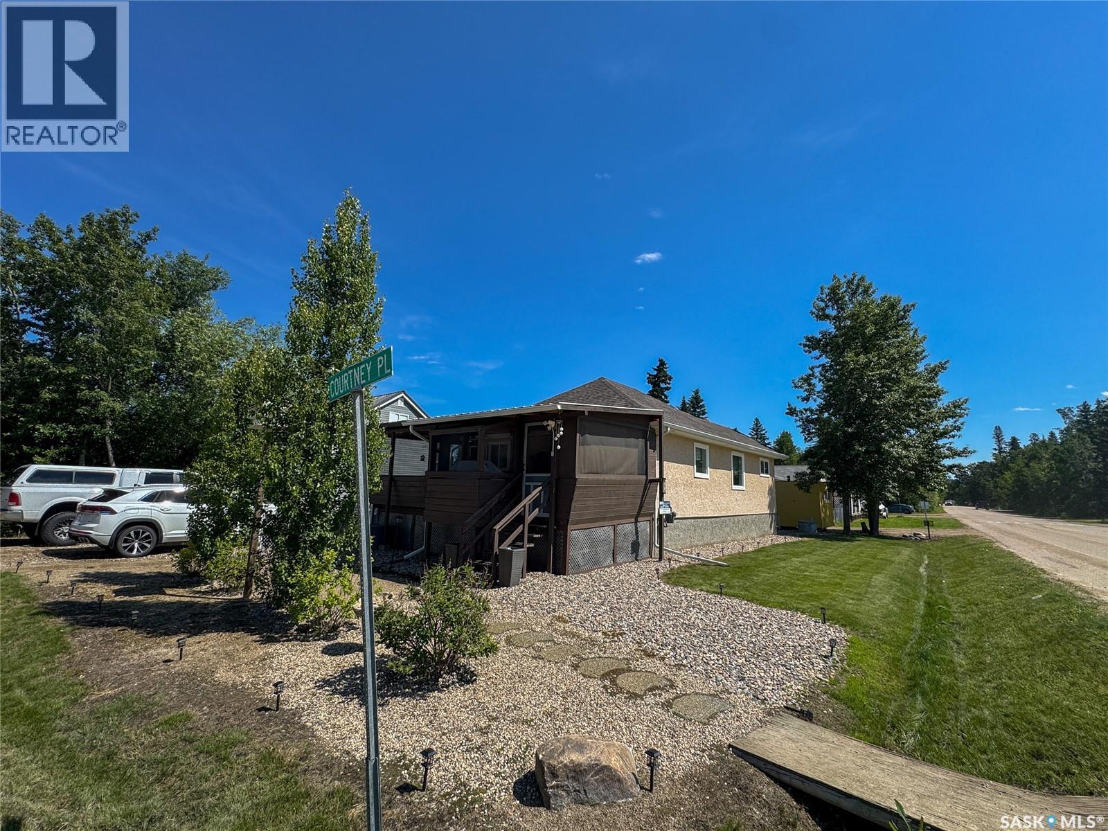 504 Southshore Drive, Emma Lake, Saskatchewan  S0J 0N0 - Photo 7 - SK042537