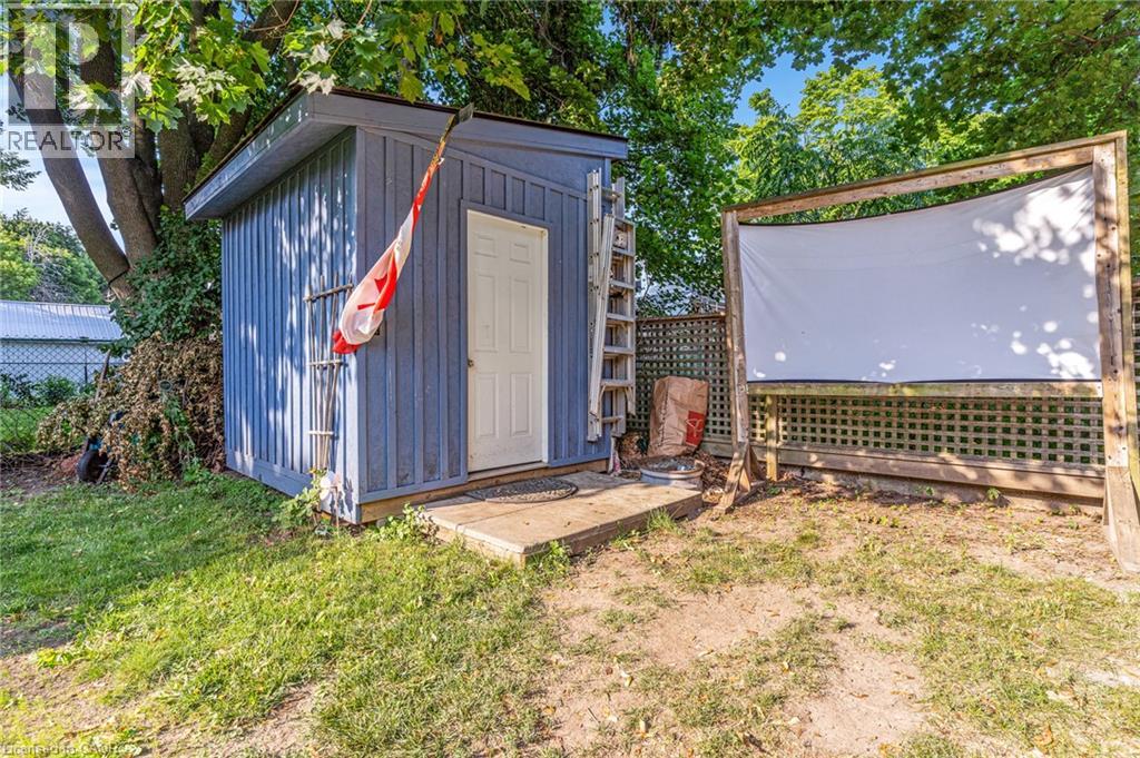 630 Lawrence Street, Cambridge, Ontario  N3H 2M9 - Photo 35 - 40846669