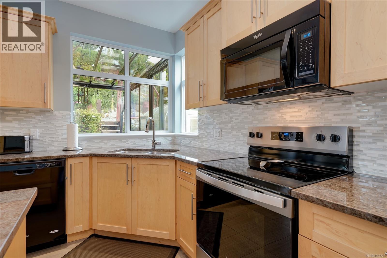 6422 Riverstone Dr, Sooke, British Columbia  V9Z 1N4 - Photo 6 - 1043226