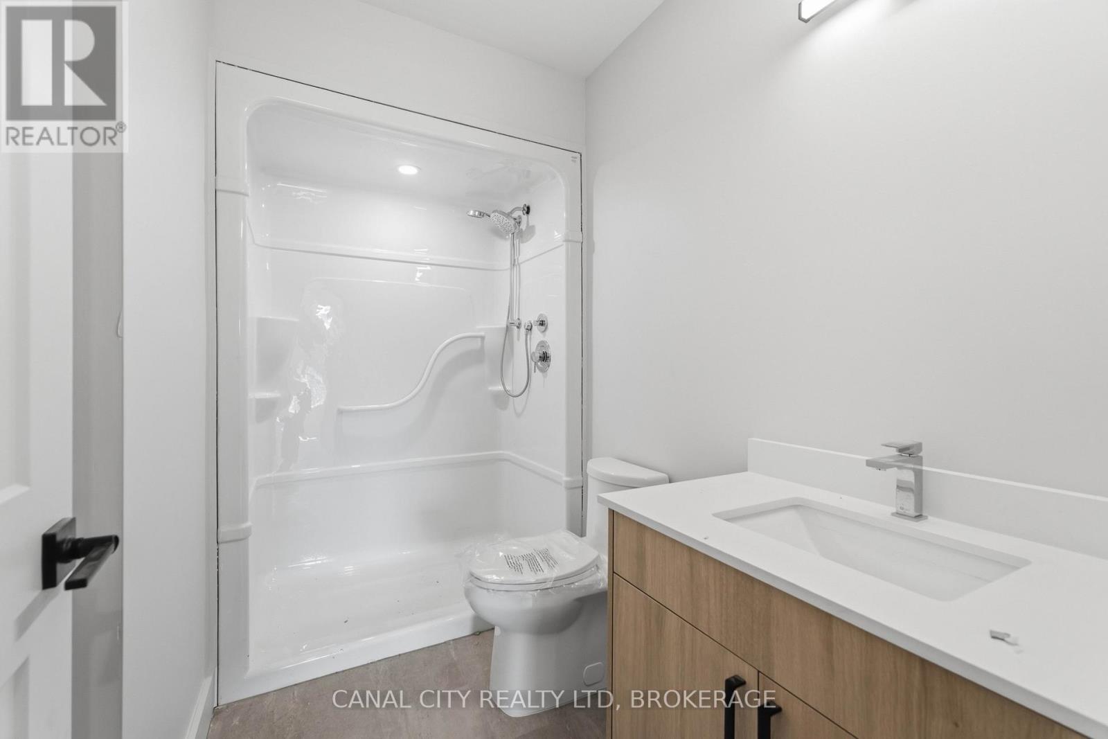 407 - 8 Hutt Lane, Thorold, Ontario  L2V 1V4 - Photo 14 - X13559758