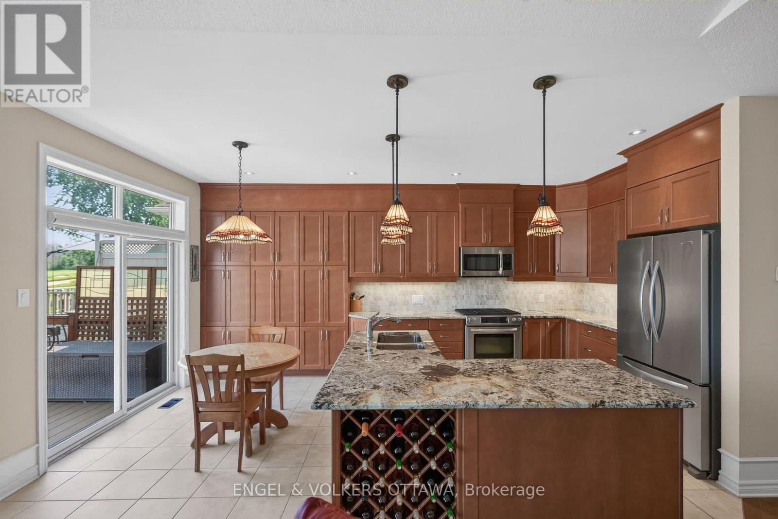 106 Equinelle Drive, North Grenville, Ontario  K0G 1J0 - Photo 11 - X13563734