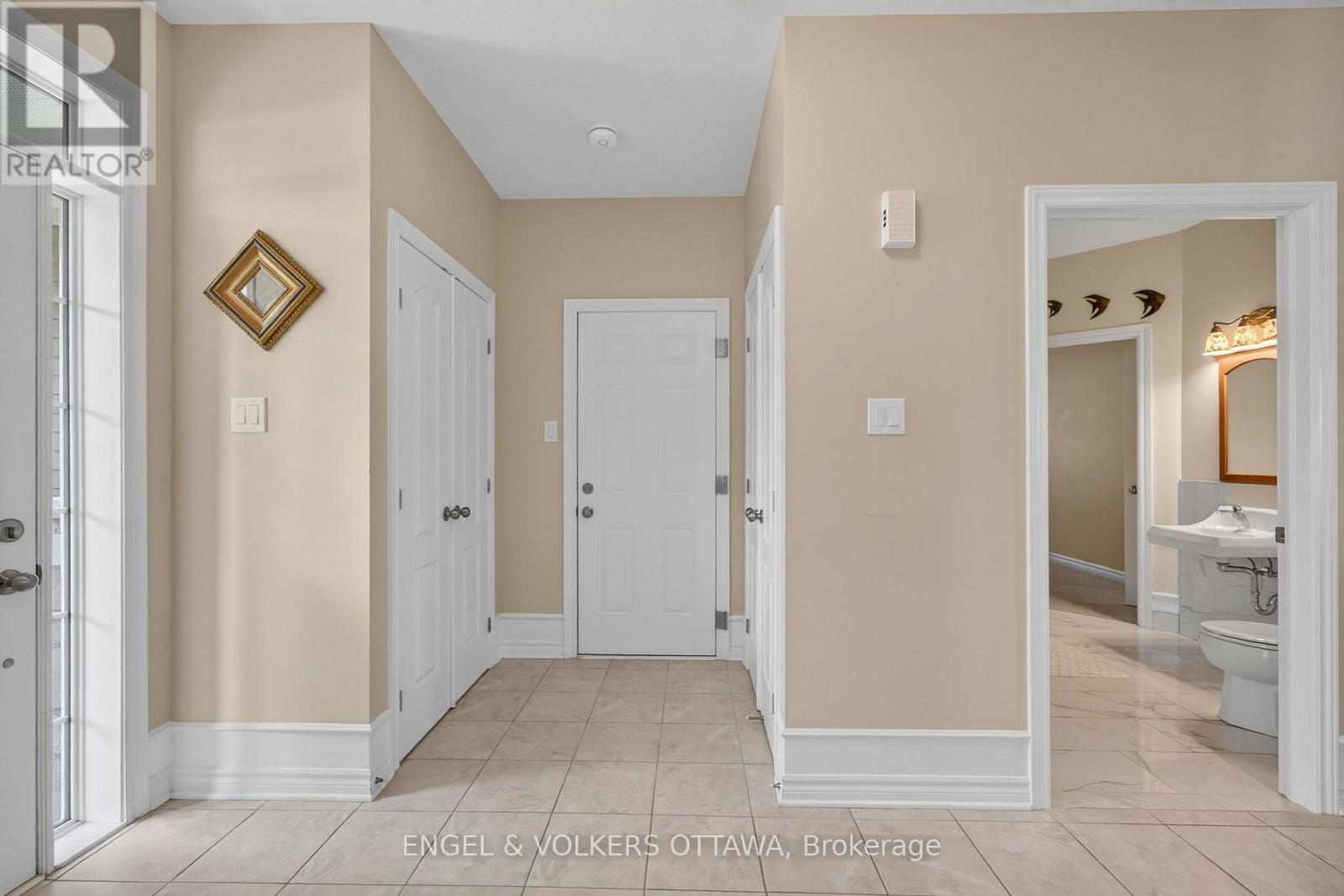 106 Equinelle Drive, North Grenville, Ontario  K0G 1J0 - Photo 4 - X13563734