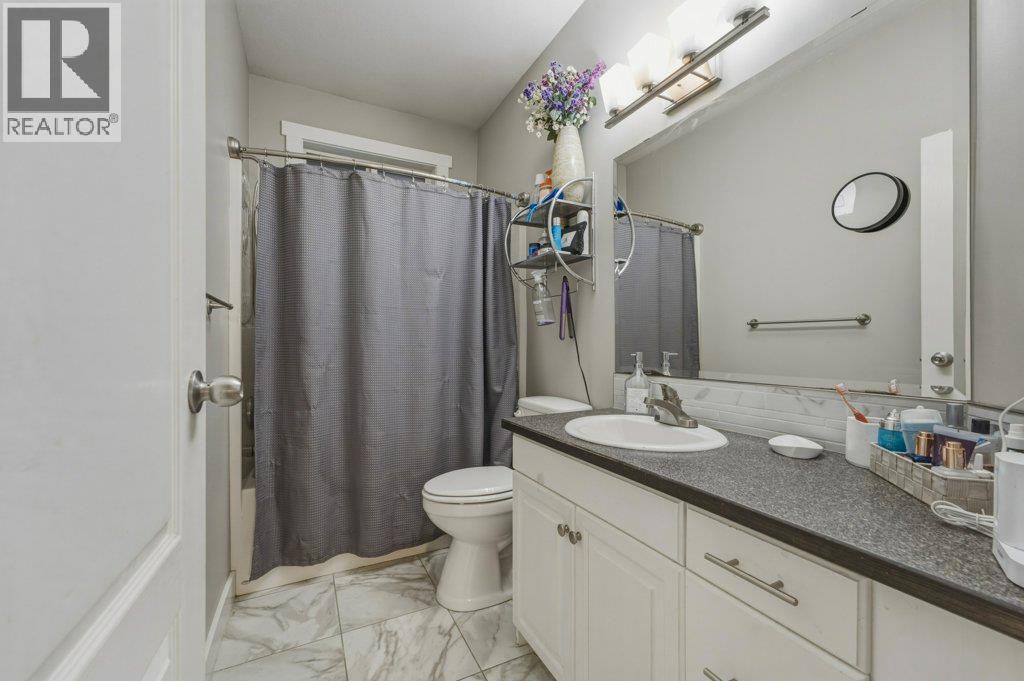 900 10 Avenue SE Unit# 28, Salmon Arm, British Columbia  V1E 2W6 - Photo 16 - 10393729