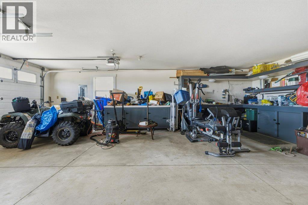 900 10 Avenue SE Unit# 28, Salmon Arm, British Columbia  V1E 2W6 - Photo 46 - 10393729