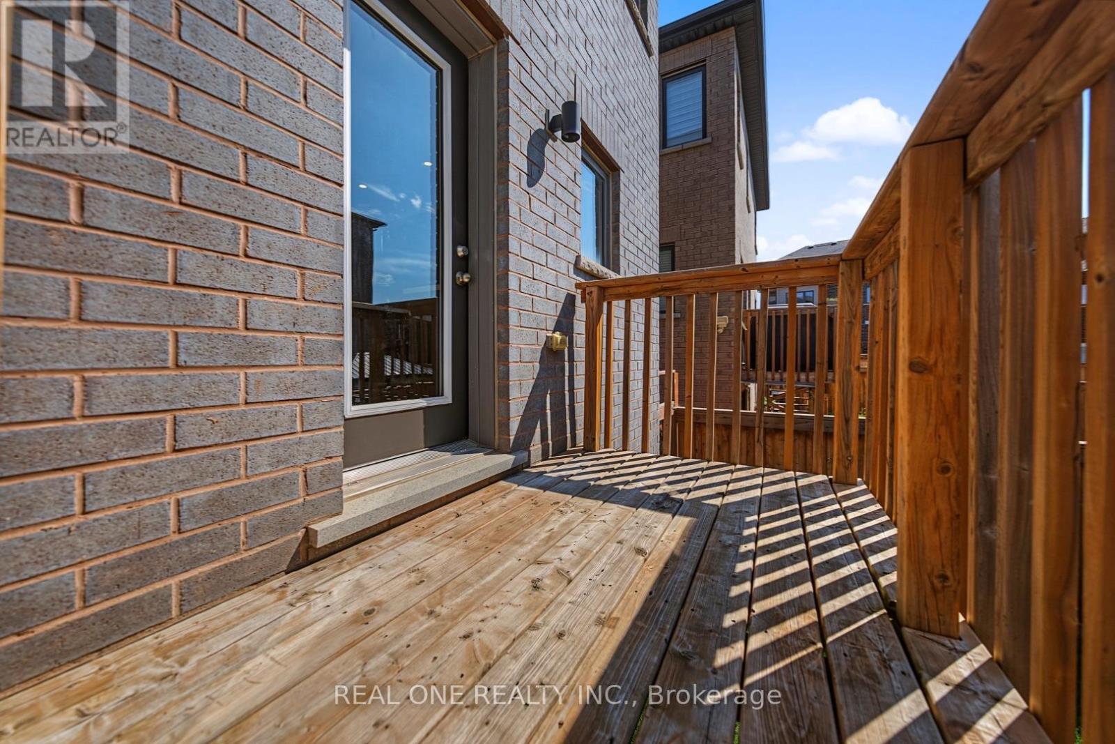 67 Tango Crescent, Newmarket, Ontario  L3X 0K4 - Photo 6 - N13562232