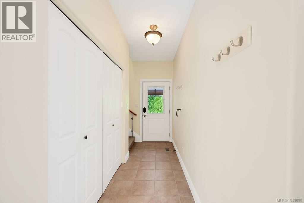 716 Cromarty Ave, North Saanich, British Columbia  V8L 5G6 - Photo 64 - 1043038