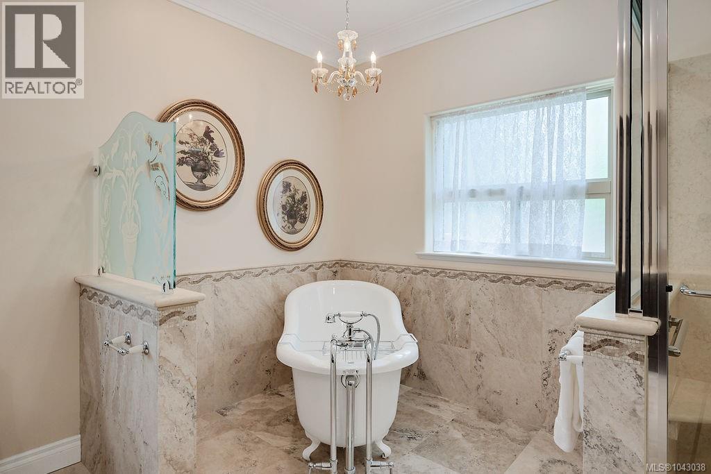716 Cromarty Ave, North Saanich, British Columbia  V8L 5G6 - Photo 53 - 1043038