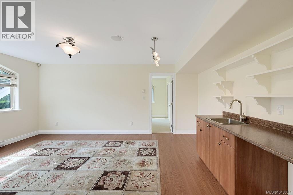 716 Cromarty Ave, North Saanich, British Columbia  V8L 5G6 - Photo 68 - 1043038