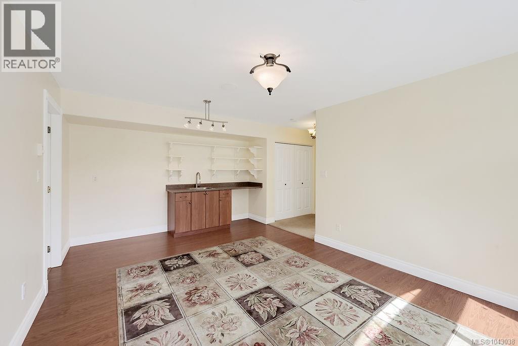 716 Cromarty Ave, North Saanich, British Columbia  V8L 5G6 - Photo 69 - 1043038