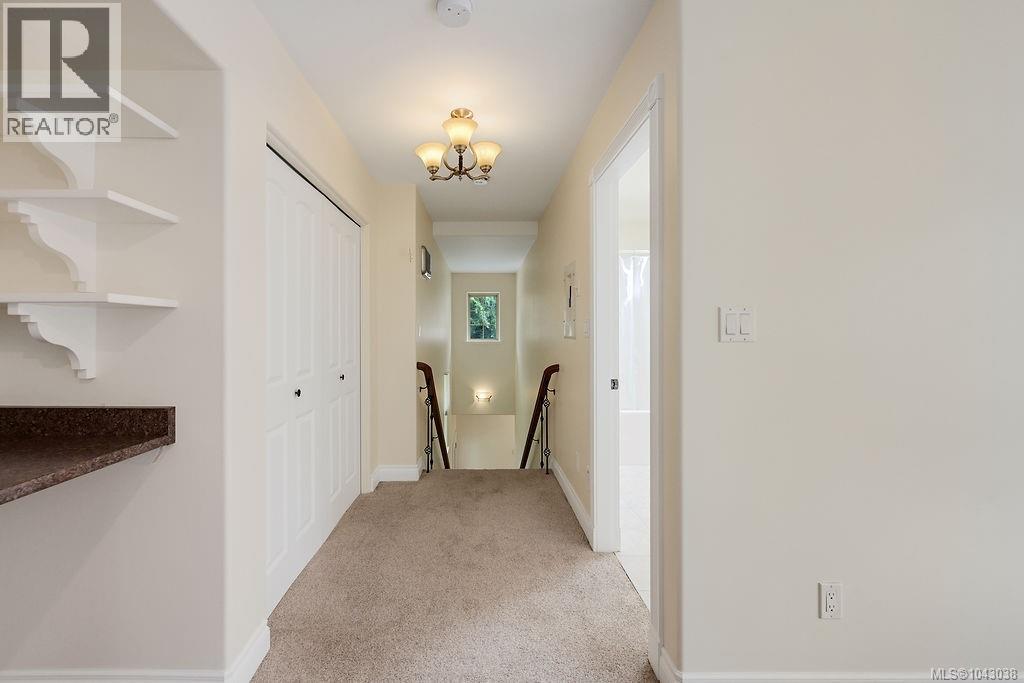 716 Cromarty Ave, North Saanich, British Columbia  V8L 5G6 - Photo 73 - 1043038
