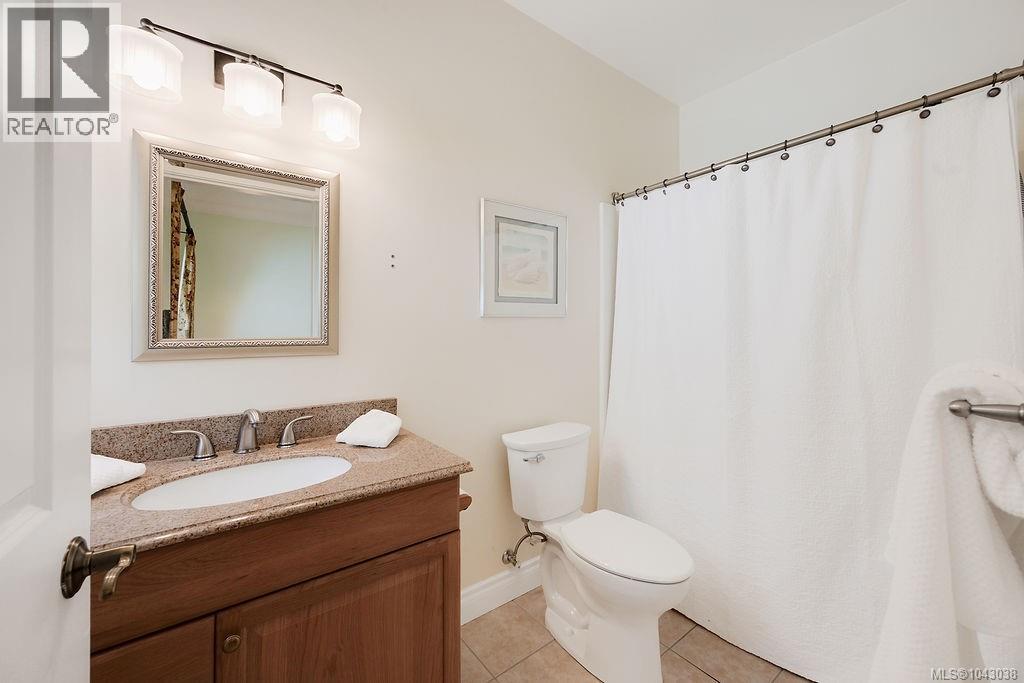 716 Cromarty Ave, North Saanich, British Columbia  V8L 5G6 - Photo 58 - 1043038