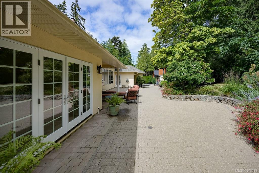 716 Cromarty Ave, North Saanich, British Columbia  V8L 5G6 - Photo 83 - 1043038