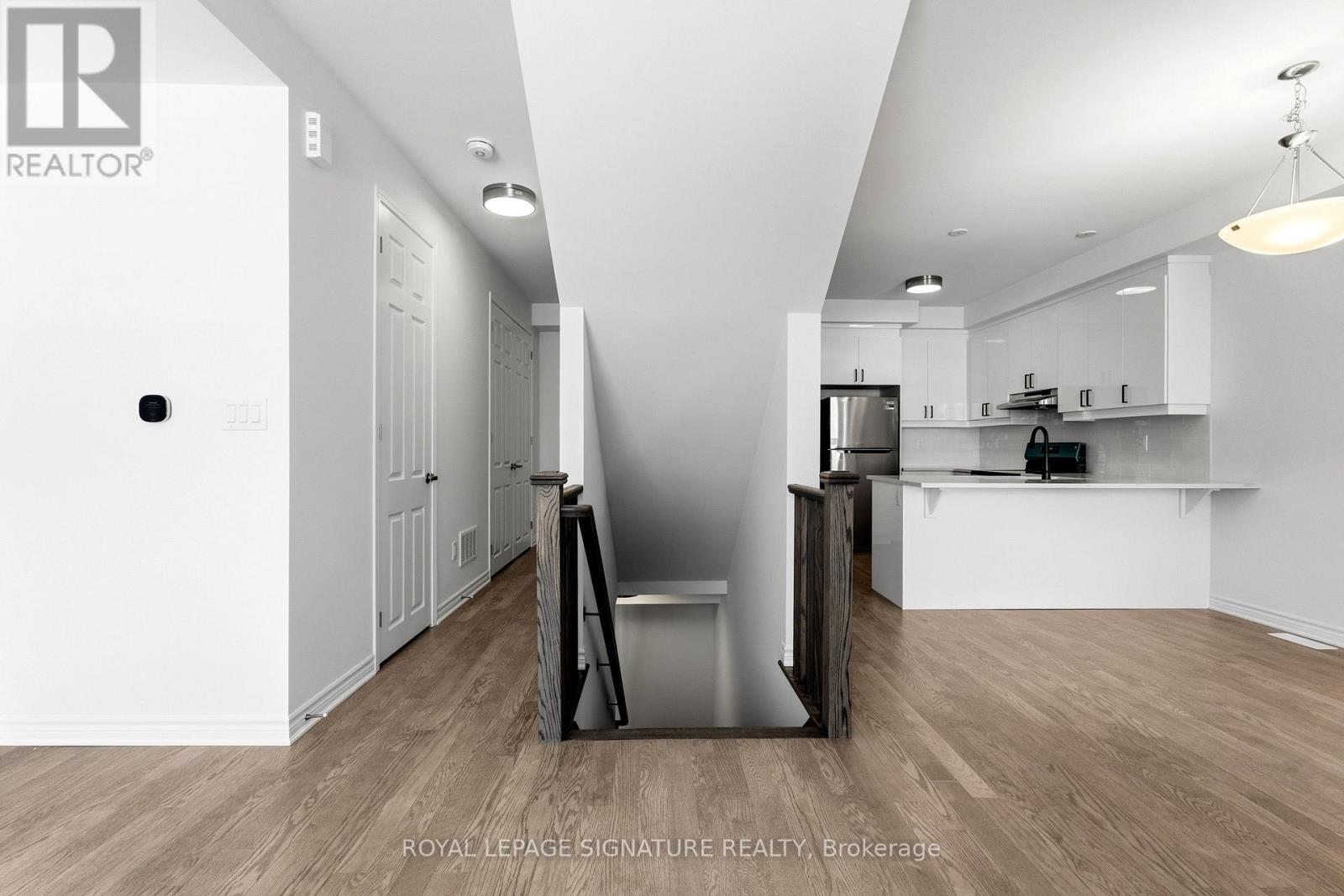 111 Avani Avenue, Markham, Ontario  L6C 1N3 - Photo 4 - N13563754