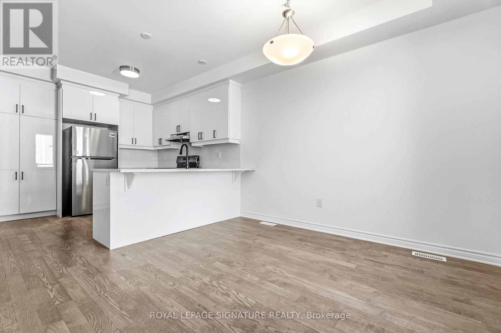 111 Avani Avenue, Markham, Ontario  L6C 1N3 - Photo 8 - N13563754