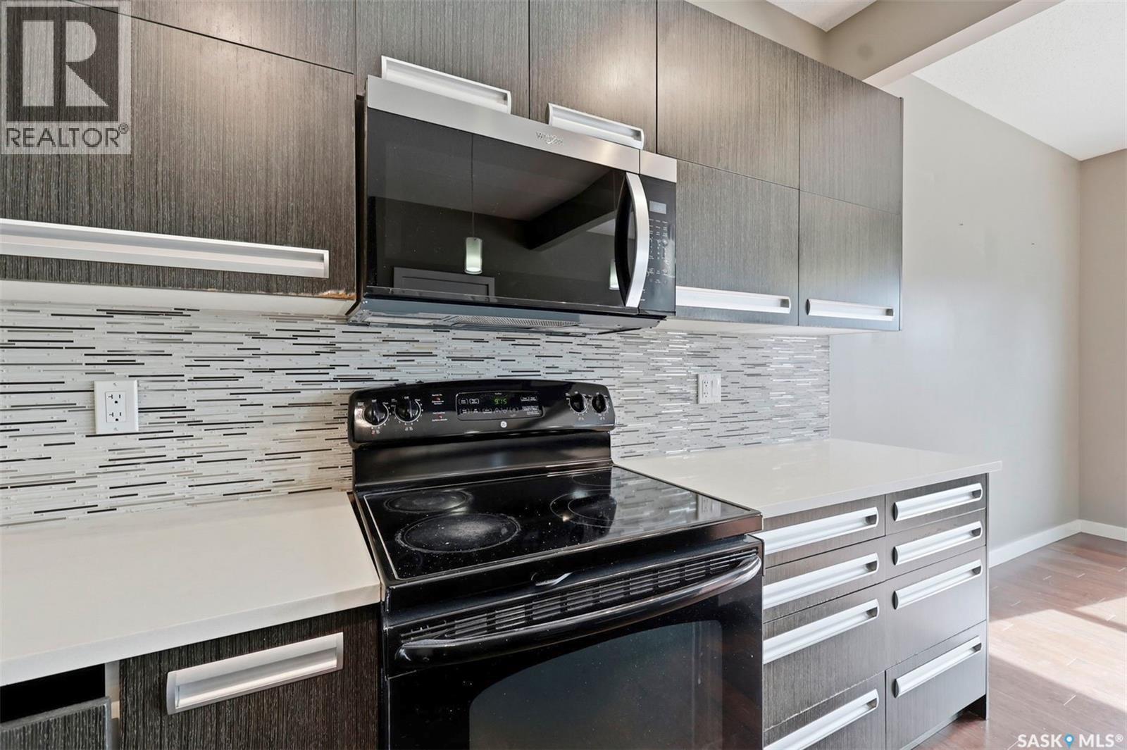 916 Stonebridge Common, Saskatoon, Saskatchewan  S7T 1C9 - Photo 10 - SK042569