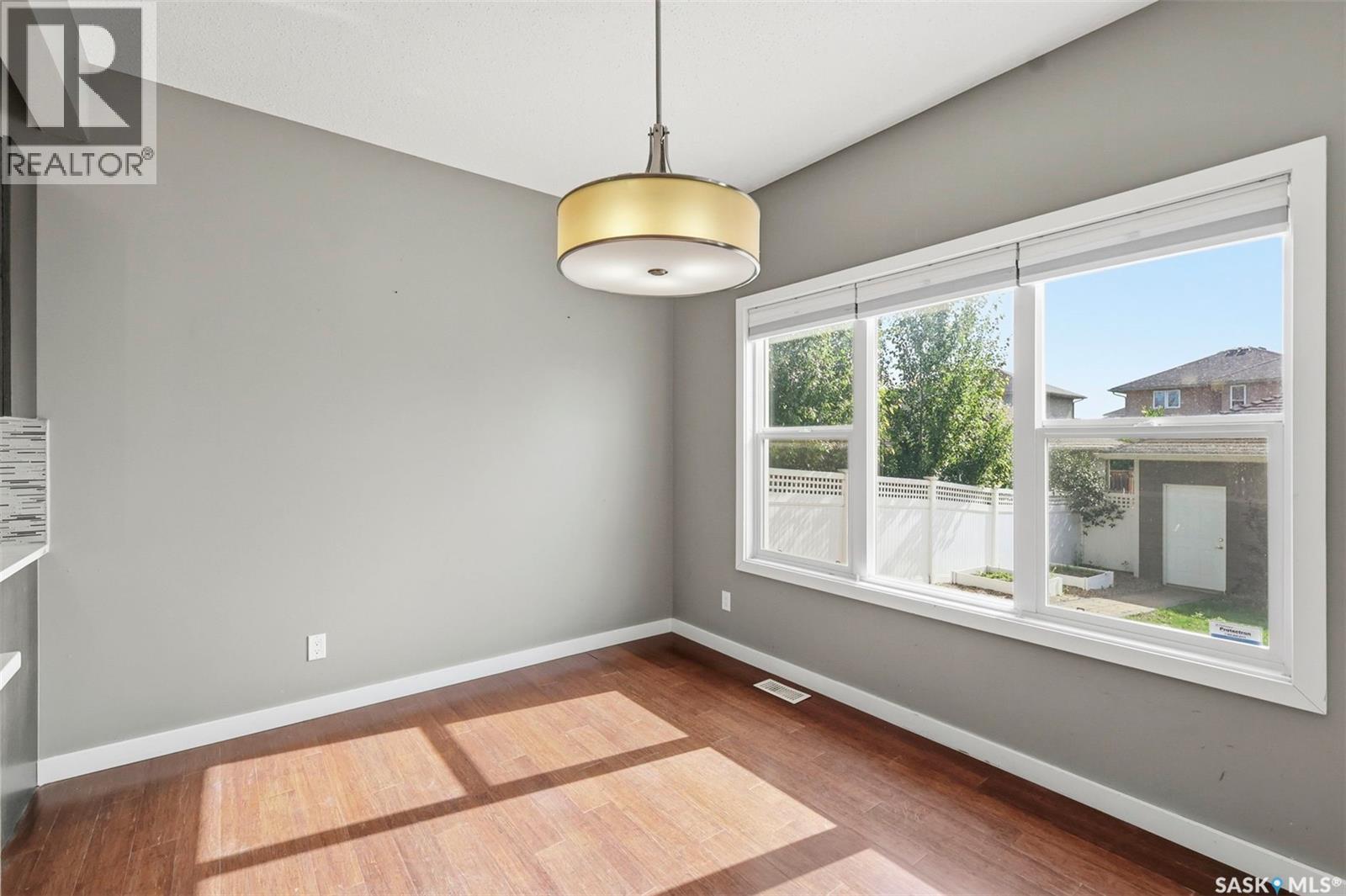 916 Stonebridge Common, Saskatoon, Saskatchewan  S7T 1C9 - Photo 12 - SK042569