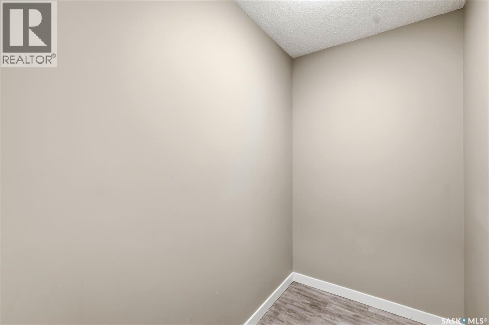 916 Stonebridge Common, Saskatoon, Saskatchewan  S7T 1C9 - Photo 27 - SK042569