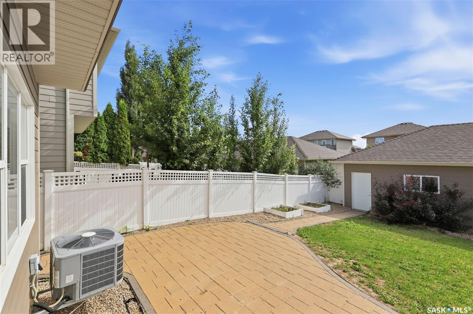 916 Stonebridge Common, Saskatoon, Saskatchewan  S7T 1C9 - Photo 32 - SK042569