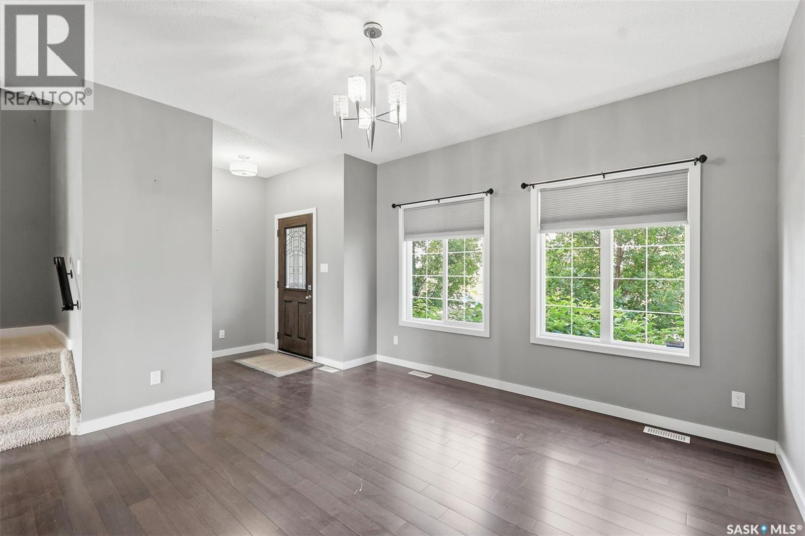 916 Stonebridge Common, Saskatoon, Saskatchewan  S7T 1C9 - Photo 6 - SK042569