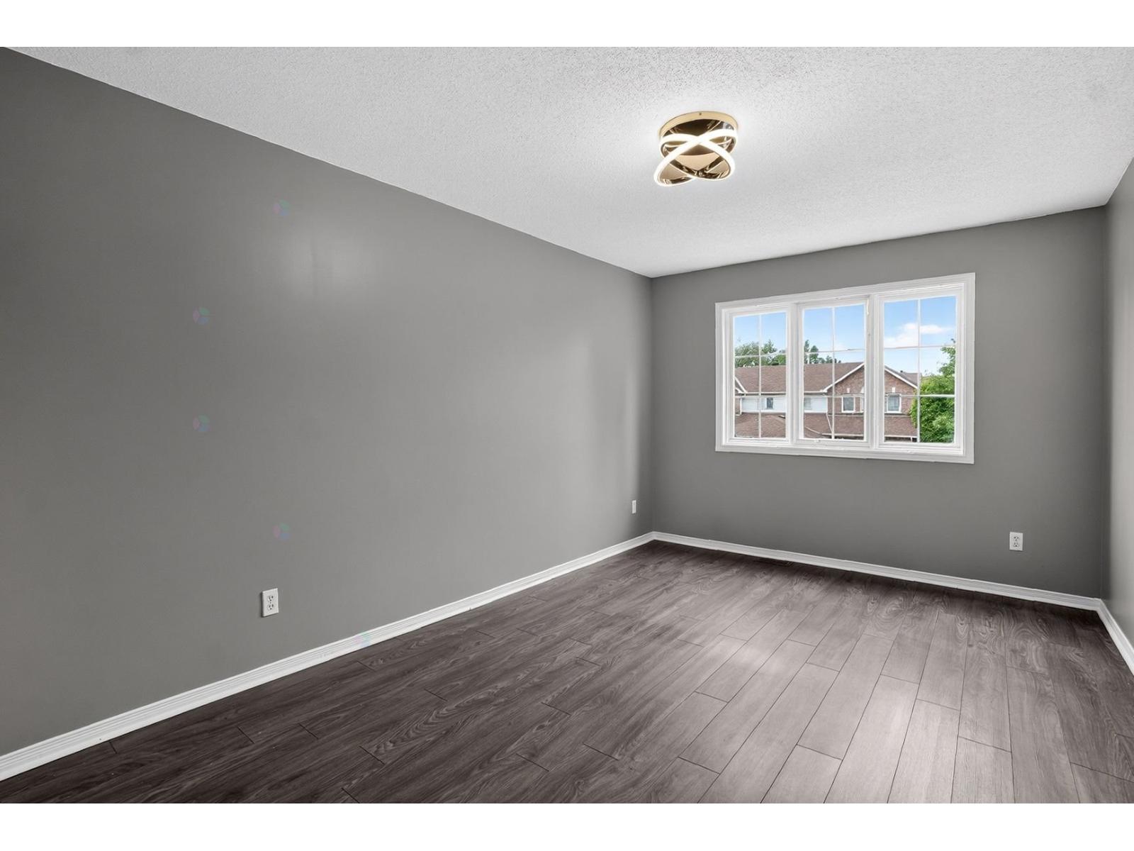 127 Rue de la Croisée - Photo 11