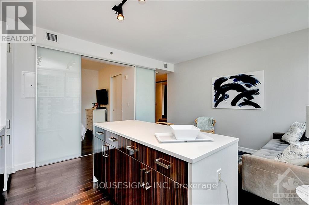 602 - 300 Lisgar Street, Ottawa, Ontario  K2P 0E2 - Photo 12 - X13563842