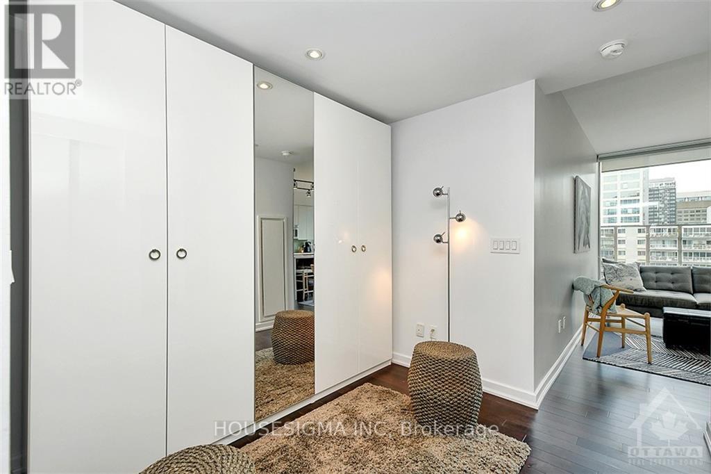 602 - 300 Lisgar Street, Ottawa, Ontario  K2P 0E2 - Photo 3 - X13563842