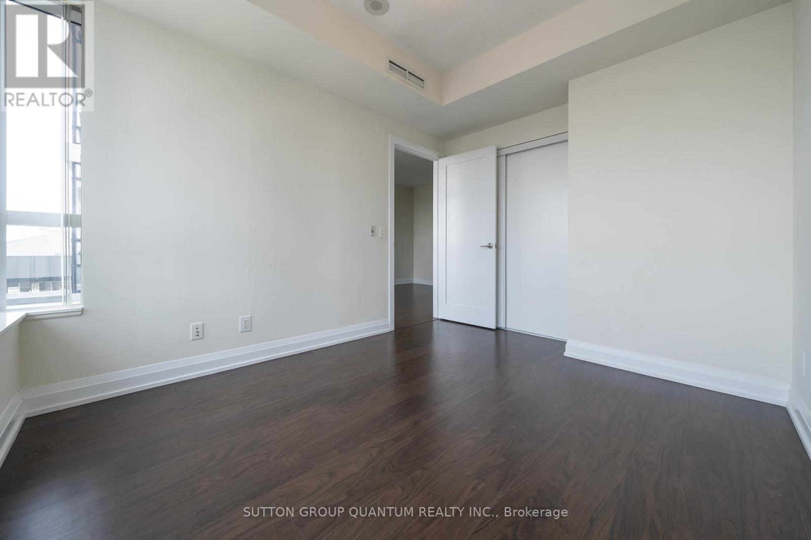 2418 - 5 Sheppard Avenue E, Toronto, Ontario  M2N 0G4 - Photo 12 - C13563886