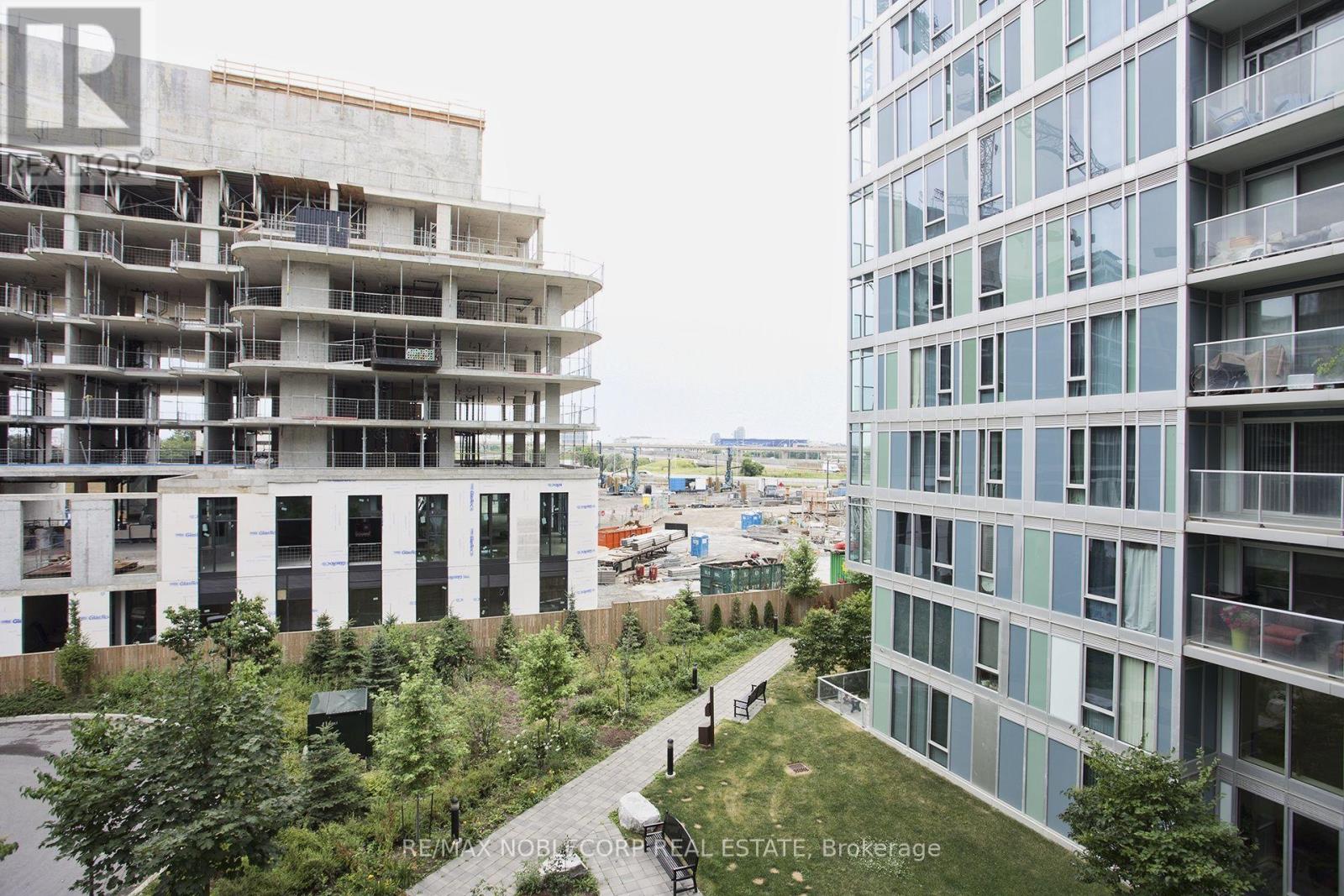 319w - 565 Wilson Avenue, Toronto, Ontario  M3H 0C6 - Photo 19 - C13563906