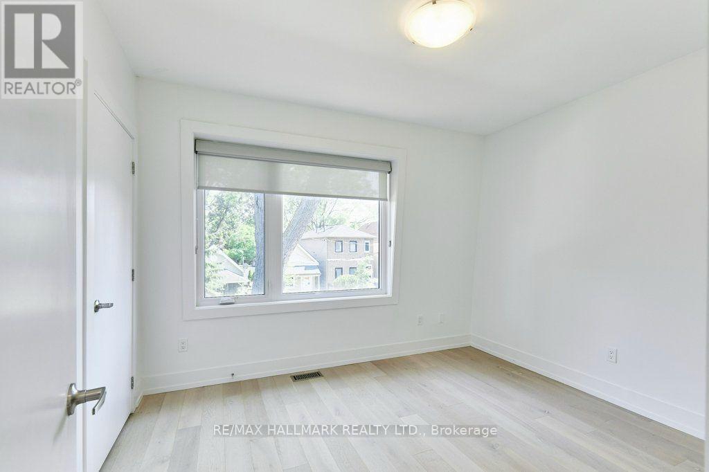 Main/upper - 38 Shudell Avenue, Toronto, Ontario  M4J 1C7 - Photo 19 - E13563864