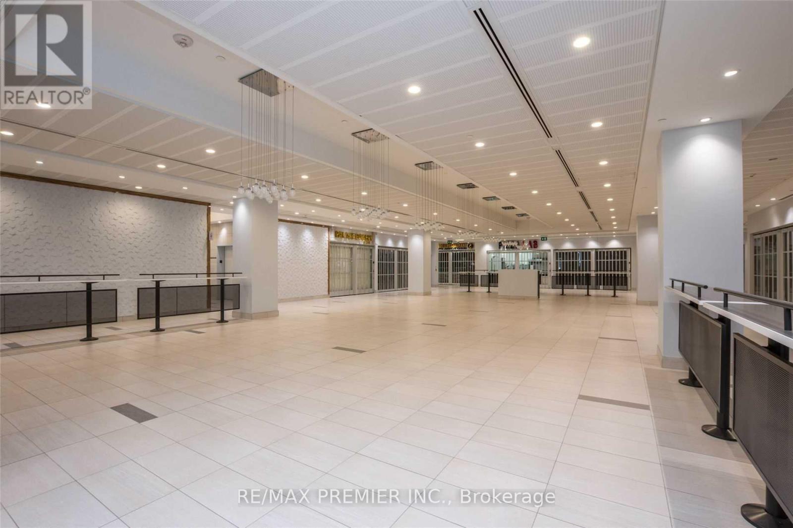 253 - 7777 Weston Road, Vaughan, Ontario  L4L 0G9 - Photo 2 - N13563862
