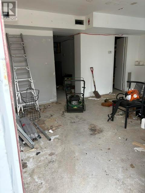 95 Elgin Street, Orillia, Ontario  L3V 1S3 - Photo 2 - S13563846