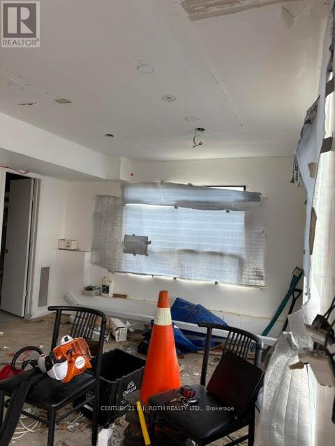 95 Elgin Street, Orillia, Ontario  L3V 1S3 - Photo 3 - S13563846
