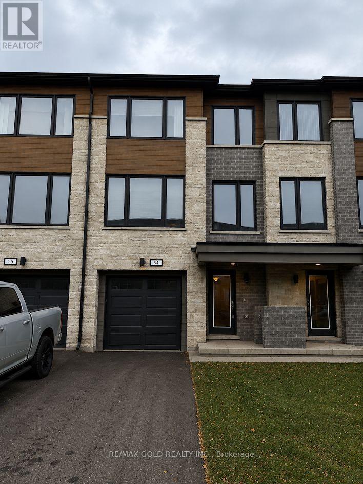 54 HUMBERSTONE DRIVE, Halton Hills, Ontario