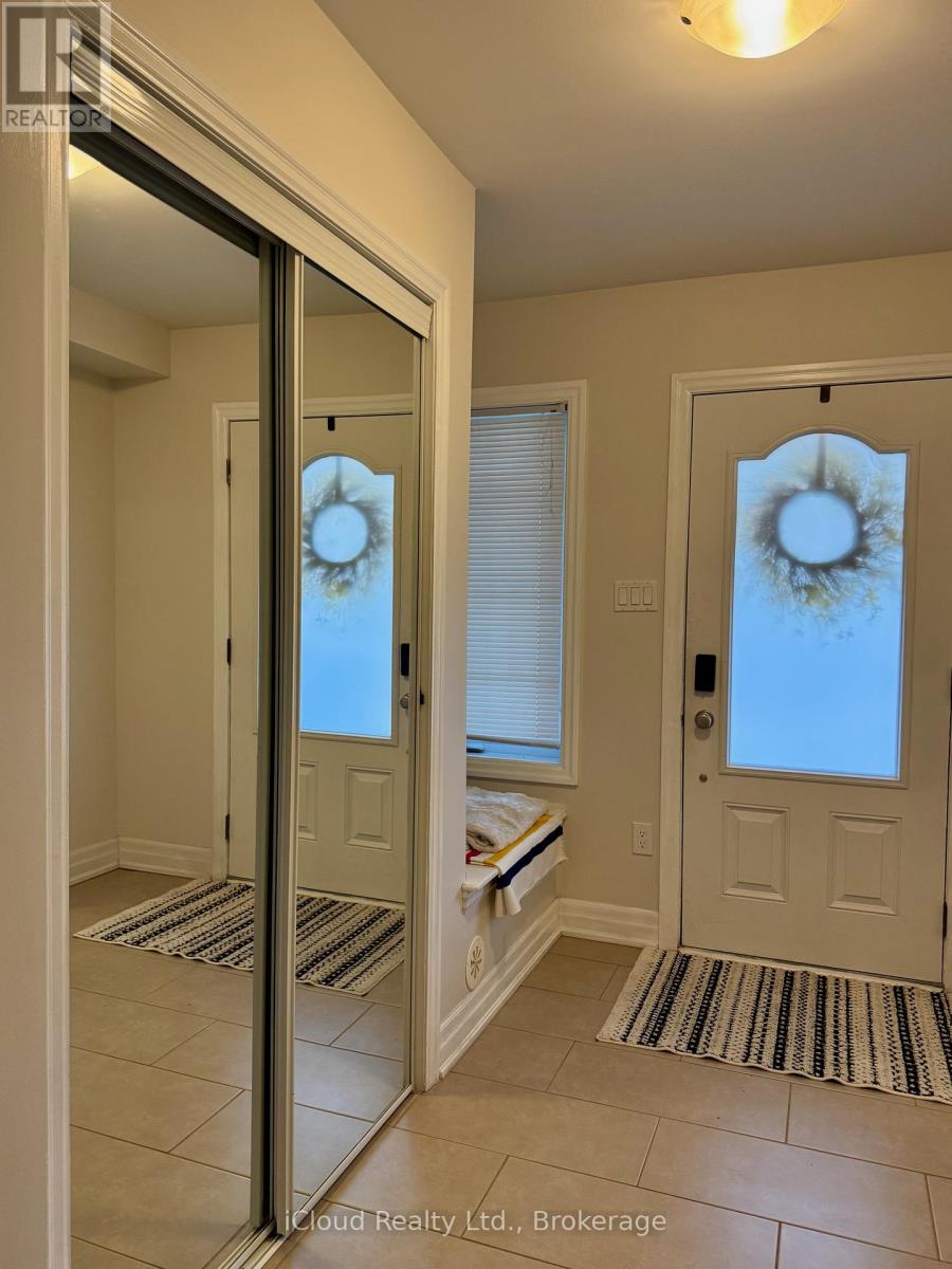 234 Sarah Cline Drive, Oakville, Ontario  L6M 0V3 - Photo 5 - W13563828