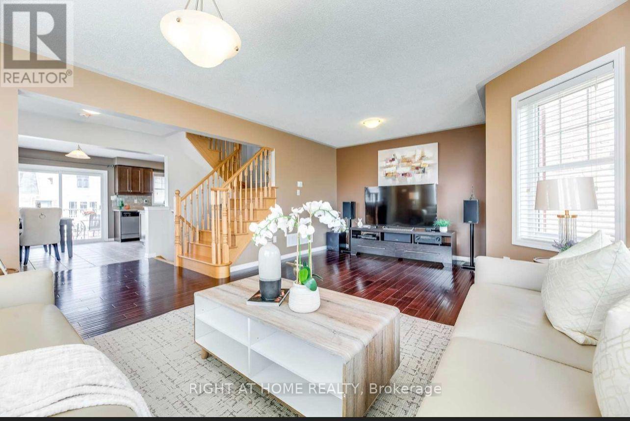 638 Holly Avenue, Milton, Ontario  L9T 0G3 - Photo 5 - W13563844