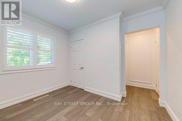 538 Fourth Line, Oakville, Ontario  L6L 5A8 - Photo 13 - W13563852
