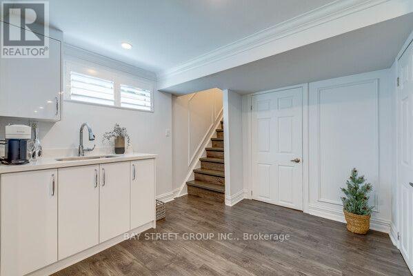538 Fourth Line, Oakville, Ontario  L6L 5A8 - Photo 19 - W13563852