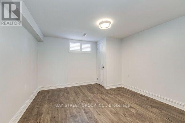 538 Fourth Line, Oakville, Ontario  L6L 5A8 - Photo 24 - W13563852
