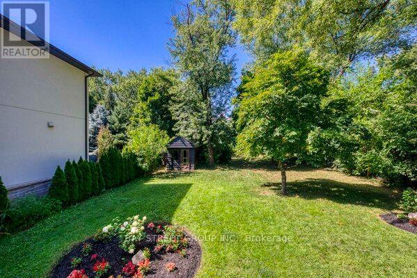 538 Fourth Line, Oakville, Ontario  L6L 5A8 - Photo 29 - W13563852