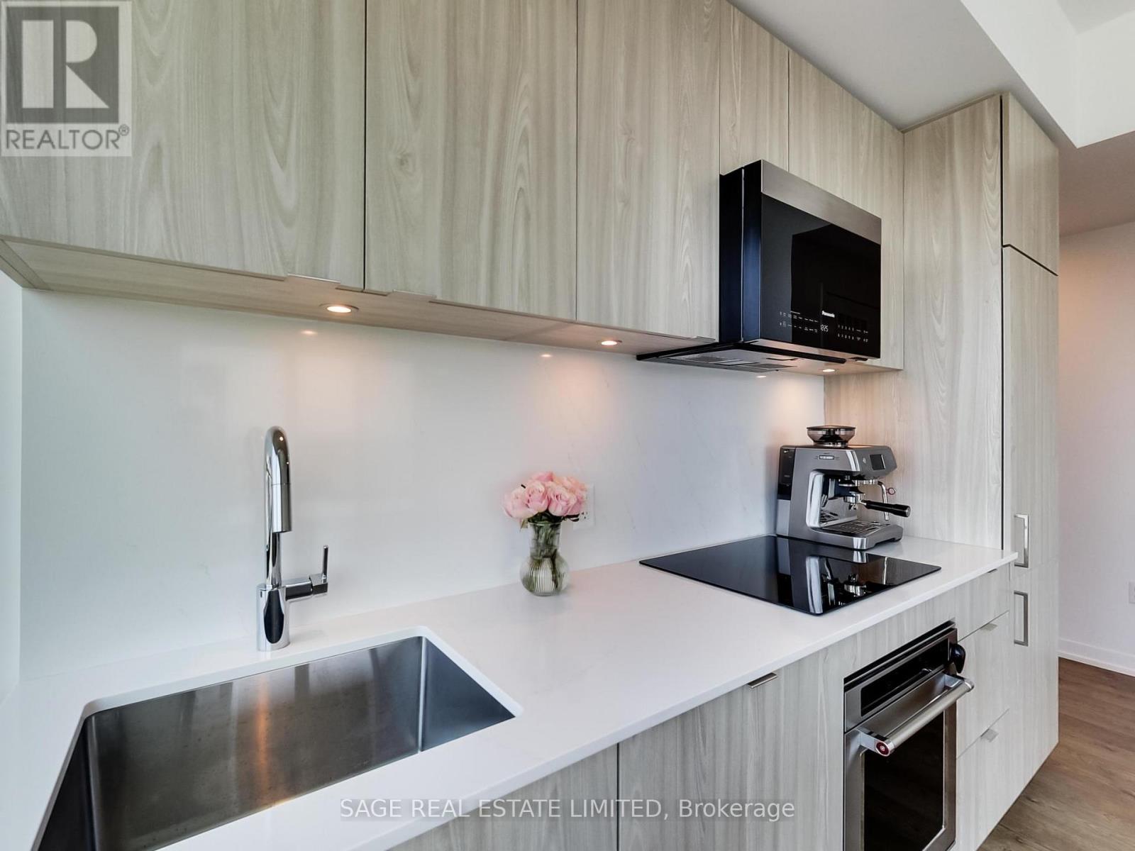 817 - 251 Masonry Way, Mississauga, Ontario  L5H 0B3 - Photo 14 - W13563966