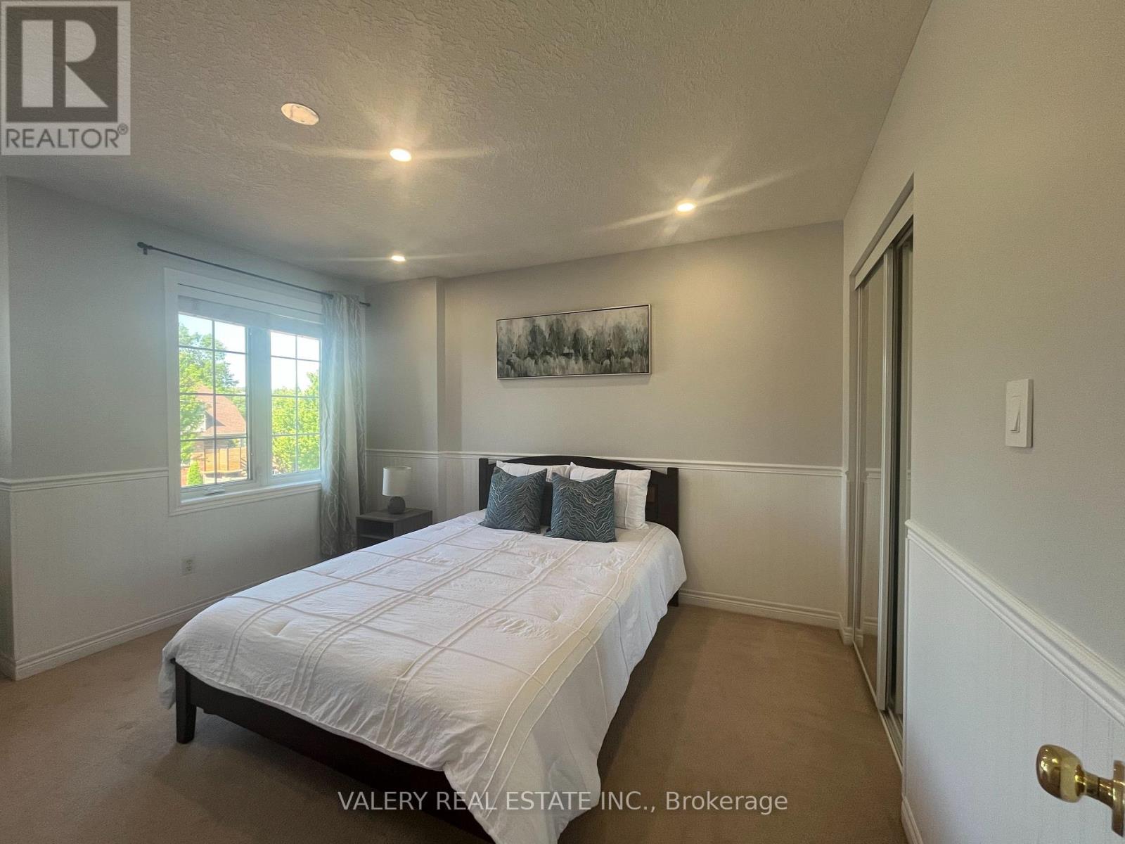 70 Doonmills Drive, Kitchener, Ontario  N2P 2X3 - Photo 22 - X13563812