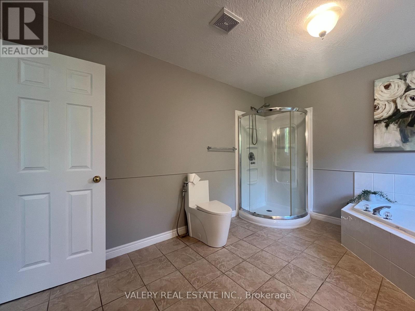 70 Doonmills Drive, Kitchener, Ontario  N2P 2X3 - Photo 39 - X13563812