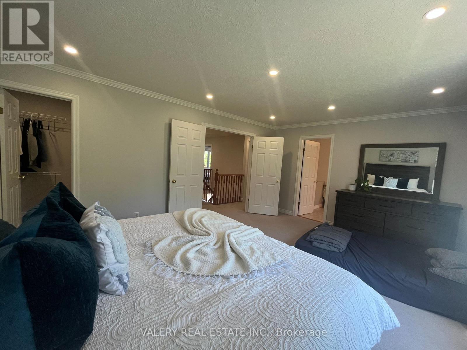 70 Doonmills Drive, Kitchener, Ontario  N2P 2X3 - Photo 46 - X13563812