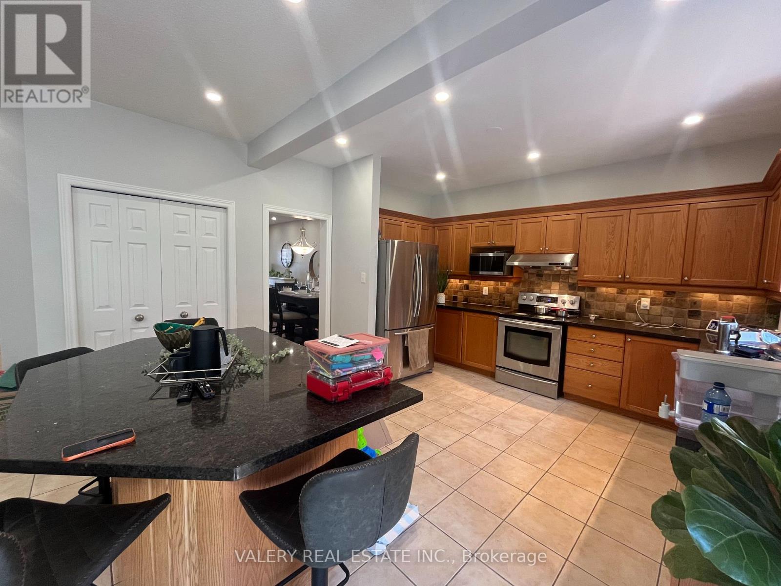 70 Doonmills Drive, Kitchener, Ontario  N2P 2X3 - Photo 50 - X13563812