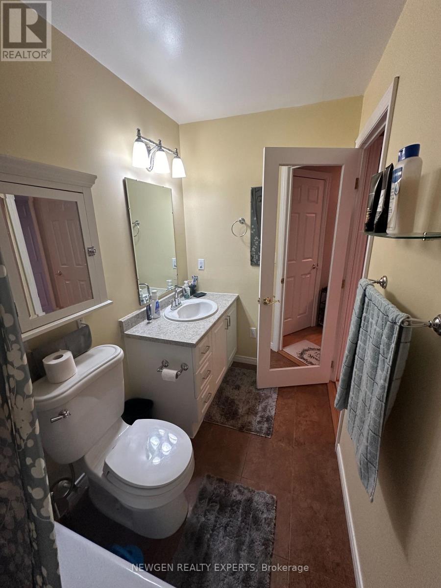 112 - 334 Queen Mary Road, Kingston, Ontario  K7M 7E8 - Photo 11 - X13563912