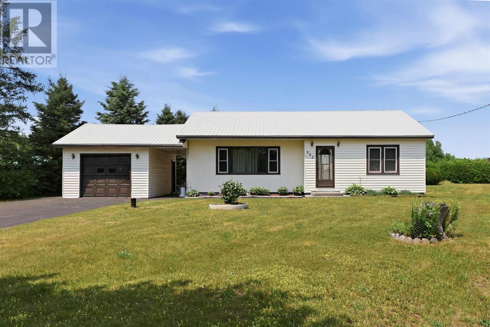 902 Frontenac St, Sault Ste. Marie, Ontario  P6A 5K9 - Photo 38 - SM261858